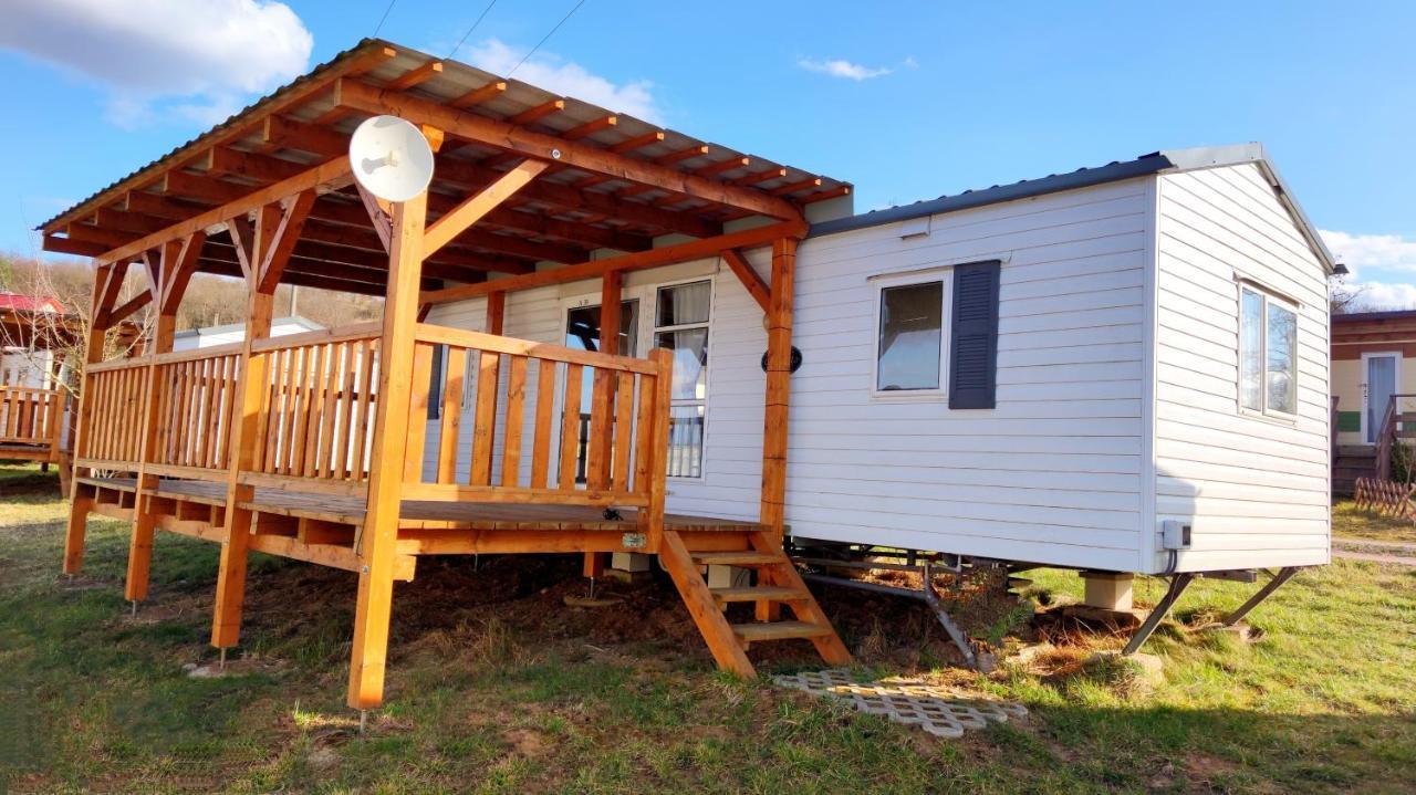Mobilheimy Camp Vyrovice Hotel Екстериор снимка
